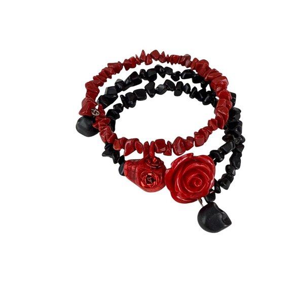 Gothic Red Black Rose Skull Beaded Memory Wire Bracelet Rockabilly Stretch - Picture 5 of 7